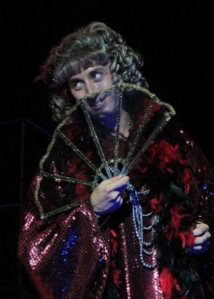 Здрасьте..., я ваша тетя!